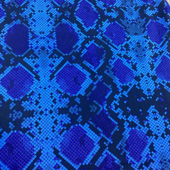 Lululemon Cool Racerback Women Sz 6/8 Sapphire Blue Ziggy Snake Reptile Tank Top - Picture 8 of 10